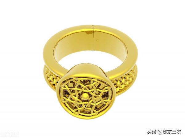 農村來的手藝人，打個戒指10元錢項鍊20元，為什麼加工費這麼少？