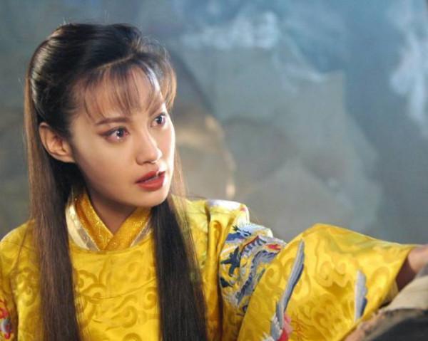 戲裡心狠手辣,戲外心地善良,這7位明星,顛覆認知 戲裡心狠手辣,戲外心地善良,這7位明星,顛覆認知