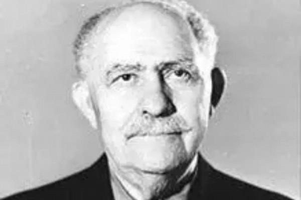 斯大林昔日的左膀右臂，卡岡諾維奇和馬林科夫為何會老死不相往來