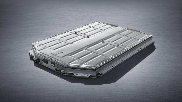 極狐阿爾法T對比Model Y，兩雄爭霸，誰才是冬季脫困翹楚？