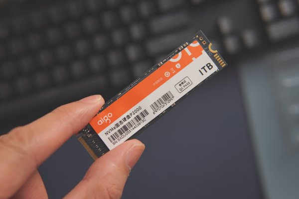 搶到了399元好價的1TB固態硬碟,談談上手體驗 搶到了399元好價的1TB固態硬碟,談談上手體驗