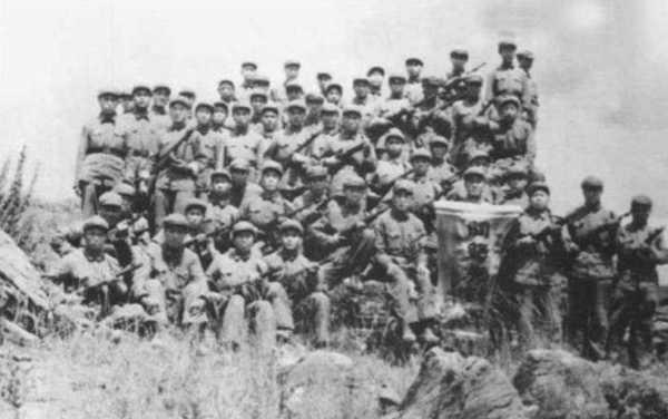 25萬志願軍為何戰後仍駐紮朝鮮？五年後撤離，才知偉人英明之處