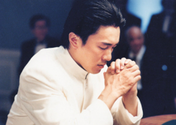 吳思遠看完樣片，很認真地告訴周星馳：你將成為全香港最紅的人