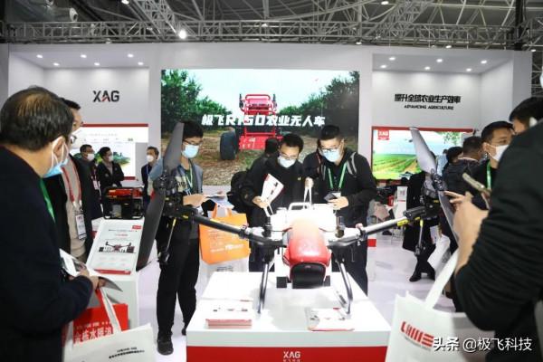 智慧農業如何助力鄉村振興?在這個農機展上,就有答案 智慧農業如何助力鄉村振興?在這個農機展上,就有答案