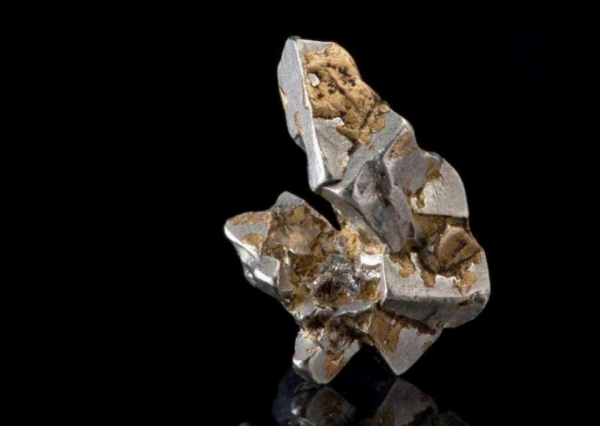 從“垃圾元素”到“愛情金屬”，“鉑”是怎麼鹹魚翻身的？