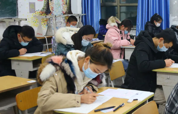 新疆軍區面向社會公開招考文職人員，開考！