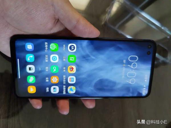 價效比才是王道,搭載驍龍870處理器,8GB+128GB版本僅1599元 價效比才是王道,搭載驍龍870處理器,8GB+128GB版本僅1599元