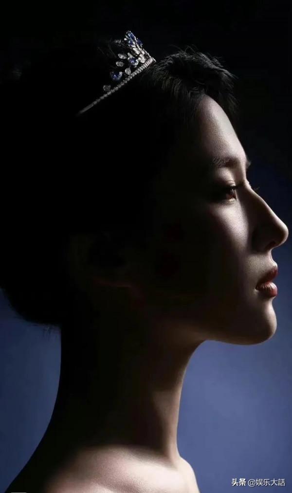 面部一枝花全靠鼻當家?這6位女星的名品美鼻,決定了顏值的高低 面部一枝花全靠鼻當家?這6位女星的名品美鼻,決定了顏值的高低