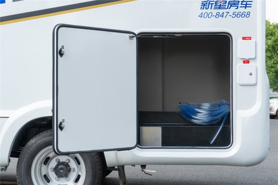 安全第一不是口號！價值五十萬的房車值不值？新依途T600風尚房車