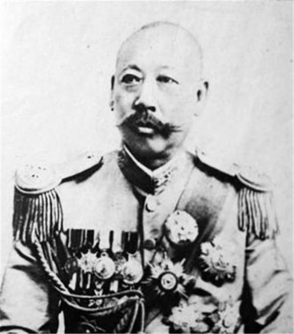 曹錕賄選總統,四姨太劉鳳瑋瞧不上,帶兒子離開:以後倒黴別找我 曹錕賄選總統,四姨太劉鳳瑋瞧不上,帶兒子離開:以後倒黴別找我