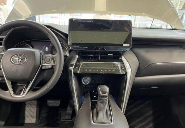 一汽豐田凌放：是“精裝”榮放，還是“簡裝”雷克薩斯RX？