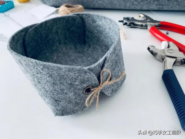 還在花錢買收納盒?一塊布剪幾刀立起來就有無數個,新手都贊不絕 還在花錢買收納盒?一塊布剪幾刀立起來就有無數個,新手都贊不絕