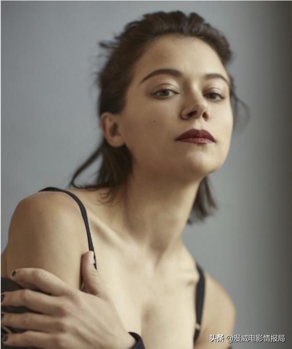 看完漫威《女浩克》先導預告,粉絲:浩克啥時候變回人形的? 看完漫威《女浩克》先導預告,粉絲:浩克啥時候變回人形的?