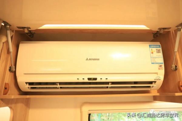 可愛又精巧的福特房車！倆大床睡4人，還有頂級水電！佈局有特色