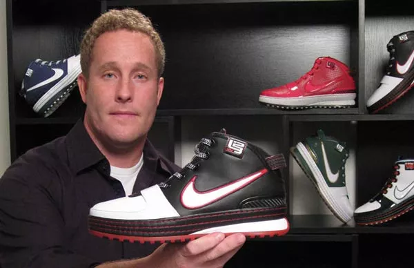 LeBron 2回來了！元年前後ZOOM，小皇帝的“重甲”，你瞭解麼？