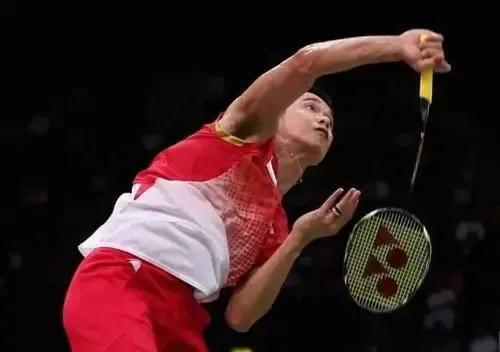 羽毛球正確握拍、正確選擇擊球點、正確使用鞭打技術 羽毛球正確握拍、正確選擇擊球點、正確使用鞭打技術