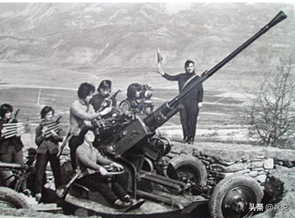 女民兵高炮班，來了男大學生，水族村寨人工降雨，養蜂老人熱淚流