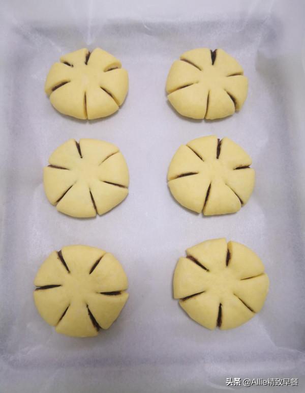 都說麵包易發胖，分享我做的無糖少油麵包，柔軟拉絲又低脂，安排