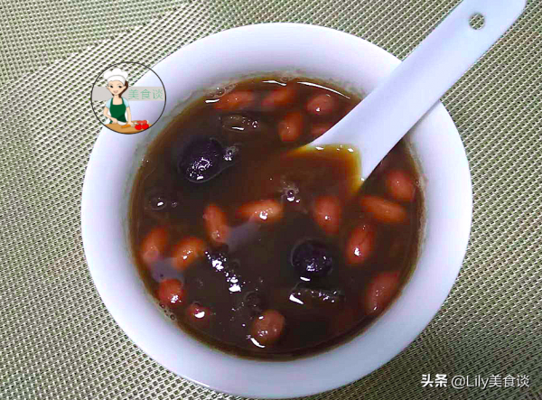 天冷，這道“四紅湯”女人要多吃，驅寒暖身氣色好，冬天吃特養人