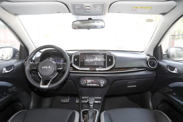 思前想後,工薪族買車並非是越大越好,這兩款空間夠用還省油耐用 思前想後,工薪族買車並非是越大越好,這兩款空間夠用還省油耐用