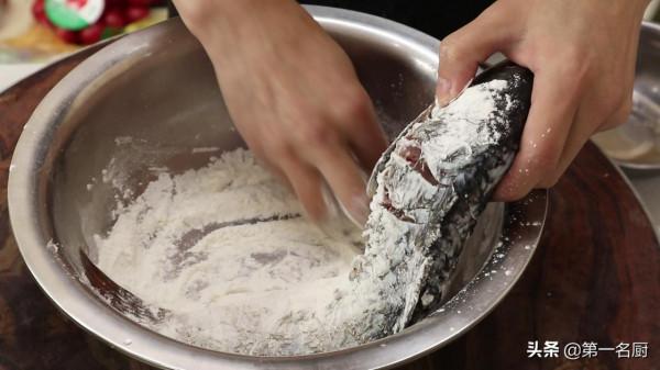 “家常糖醋魚”怎麼做才好吃？大廚如此巧妙的做法，新手一學就會