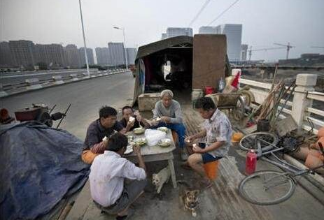 中國哪個職業最多、最辛苦?應該是農民工,特別是年紀大的農民工 中國哪個職業最多、最辛苦?應該是農民工,特別是年紀大的農民工