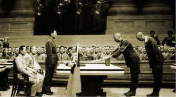 45年日本投降後，帶走山西一男孩，40年後他成為千萬富豪回國尋親