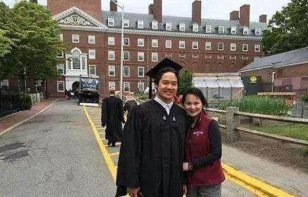 80年代當紅女星朱碧雲,巔峰時隱退遠走美國,如今過得怎麼樣了? 80年代當紅女星朱碧雲,巔峰時隱退遠走美國,如今過得怎麼樣了?