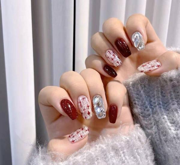 跨年美甲來了,美美噠跨到2022 跨年美甲來了,美美噠跨到2022