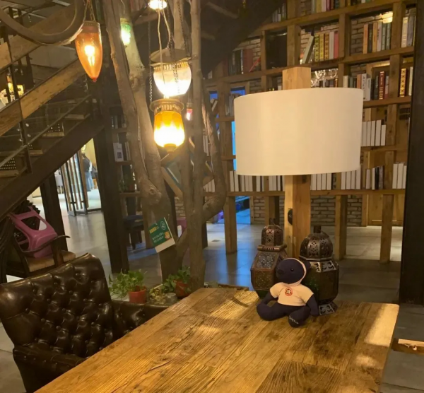 我和孩子相處時,控制住了自己的情緒 我和孩子相處時,控制住了自己的情緒