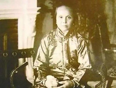 孫婉：拒絕父親孫中山的禮金，不肯見他最後一面，保留其照片54年