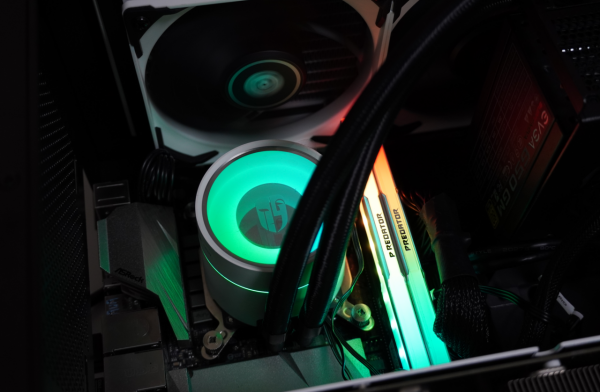 功能強勁散熱好 更適合學生攜帶 中鋼炮itx裝機 瞭解一下