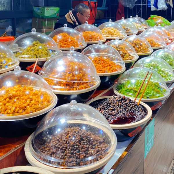 國內“專坑遊客”的10大美食街，你去過幾個？