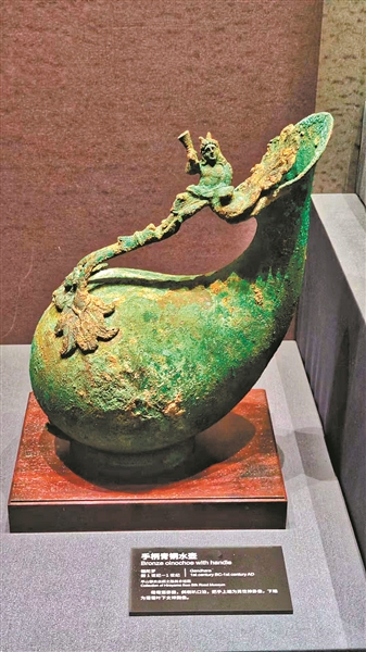 金王冠金手鐲難得一見