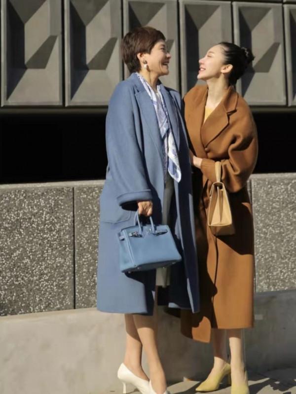 比女兒還會打扮的不止三木母親,瞧瞧這群素人媽媽,照樣優雅時尚 比女兒還會打扮的不止三木母親,瞧瞧這群素人媽媽,照樣優雅時尚