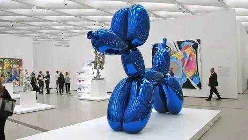 瘋了！一隻不鏽鋼兔子拍出6.3億的天價！網友：俗氣、譁眾取寵