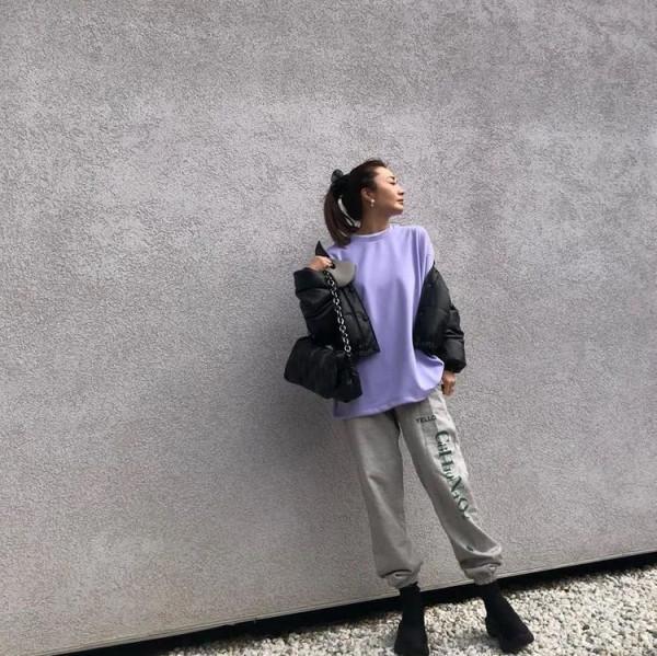 這對母女的顏值、身材和衣品都太絕了！基因實在強大&hellip;