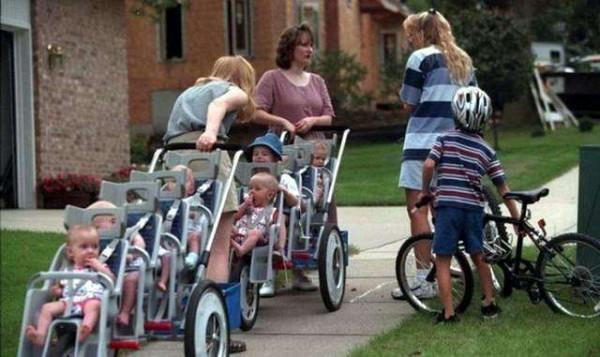 世界首個全部存活的七胞胎,出生時獲總統致電,他們現在如何了? 世界首個全部存活的七胞胎,出生時獲總統致電,他們現在如何了?