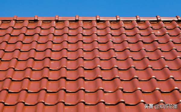 農村自建房，房頂用什麼瓦最長久？準備蓋瓦的朋友注意了