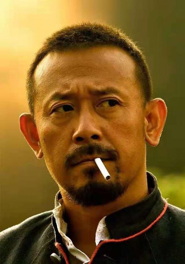 在《讓子彈飛》的原著小說《盜官記》中,張麻子的結局如何 在《讓子彈飛》的原著小說《盜官記》中,張麻子的結局如何