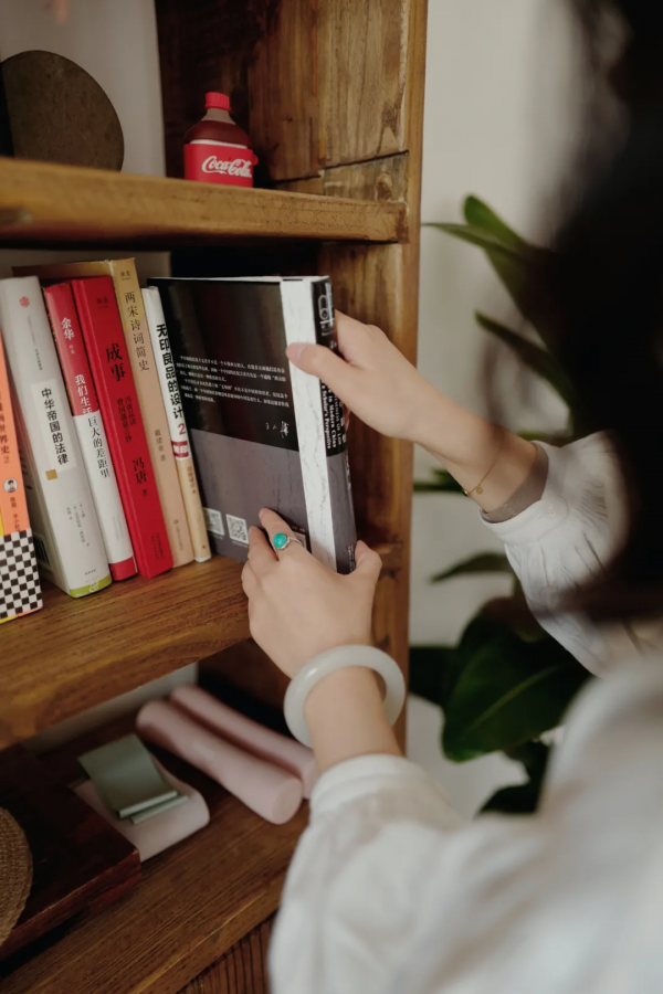 37歲，兩套房，她9年不戀愛，1人住10年：有錢有房，快樂翻倍