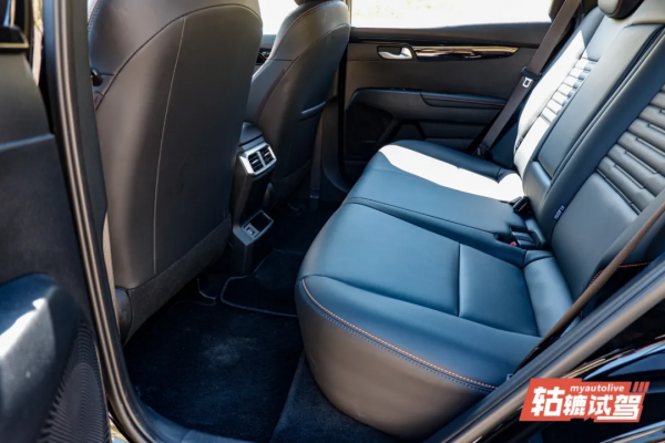 軲轆試駕｜改款力度比換代還大？起亞智跑Ace：是的