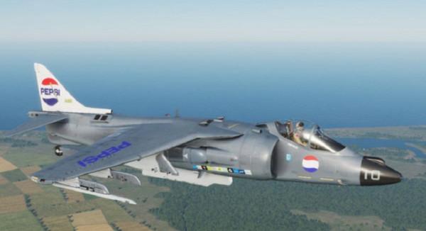 可樂公司承諾：700萬積分能換一架戰鬥機，不料真的有人攢夠了