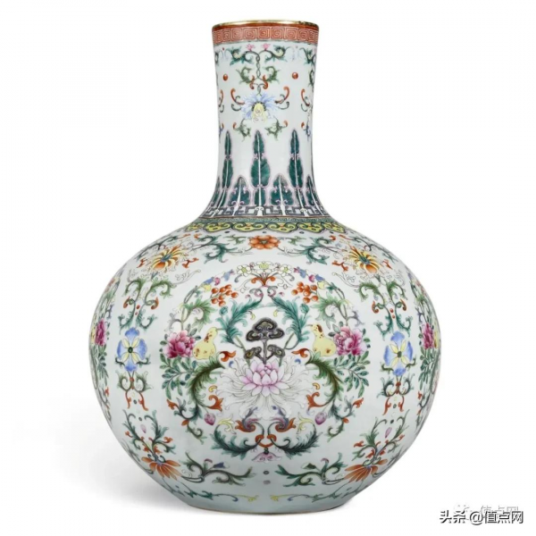 一年前RMB 400萬驚喜成交 |「乾隆粉彩天球瓶」降價再現倫敦拍賣 一年前RMB 400萬驚喜成交 |「乾隆粉彩天球瓶」降價再現倫敦拍賣