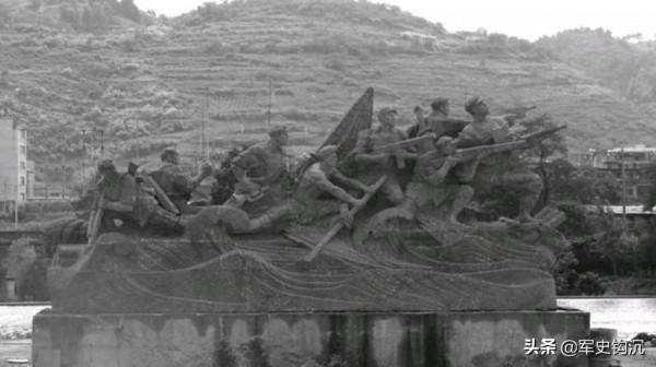 長征中有多少女紅軍?紅25軍最少,紅四方面軍最多,處境也最艱辛 長征中有多少女紅軍?紅25軍最少,紅四方面軍最多,處境也最艱辛