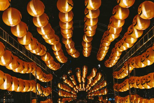 詭扯女星長臉想整容卻被醫院勸退 若演女鬼才吸粉呢 的確要容貌自信 詭扯女星長臉想整容卻被醫院勸退 若演女鬼才吸粉呢 的確要容貌自信