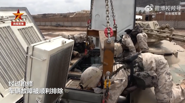 21式星空迷彩快速列裝:特戰、合成旅,甚至空軍都換裝了 21式星空迷彩快速列裝:特戰、合成旅,甚至空軍都換裝了