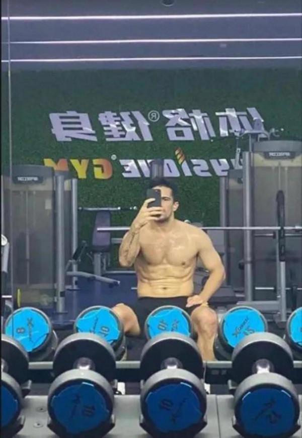 “兩主場回西亞踢”吹毛鐵又得大吐苦水了，我們都是沒家的孩子