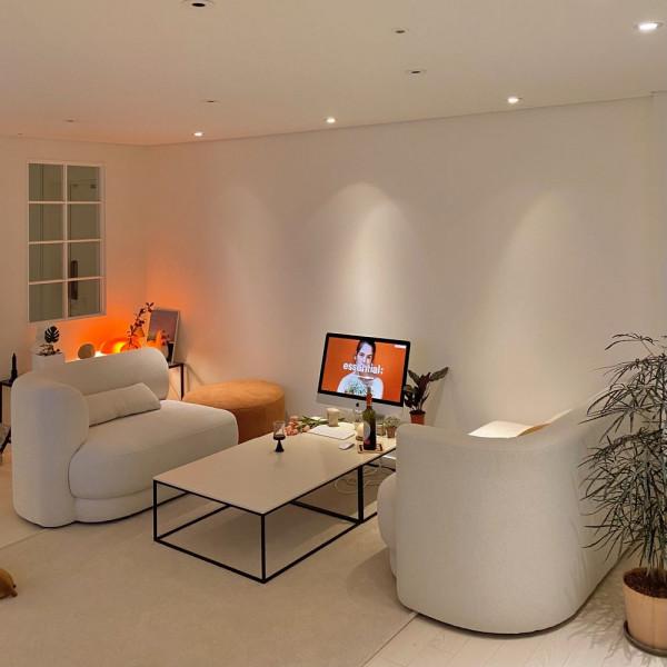 90㎡二手房非常簡單，跟奢華不沾邊，&OpenCurlyDoubleQuote;封閉式玄關&rdquo;被誇裝修模板