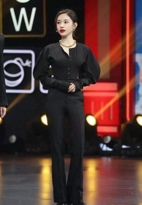 周迅身高155，宋慧喬158，王子文159，小個子照樣擁有大氣場